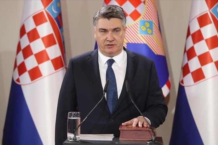 Президент Хорватії внесений до бази "Миротворця"
