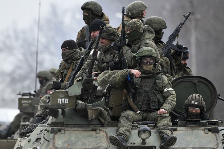 Російські окупанти хочуть відкинути ЗСУ на 10 км углиб України, — Reuters