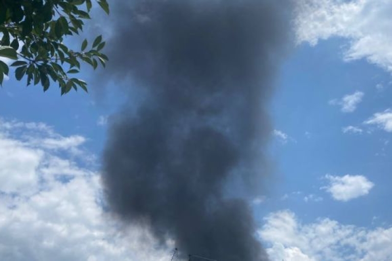 Работа ВСУ? В оккупированном Херсоне раздались взрывы, виден густой дым (ФОТО)