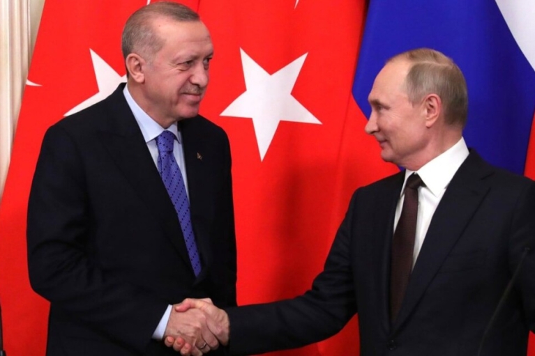 "Нейтральна" Туреччина б’є рекорди експорту до РФ і цим пишається, — Bloomberg (ГРАФІК)