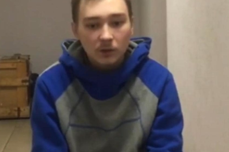 Российский оккупант, которого судят за убийство гражданского на Сумщине, признал свою вину