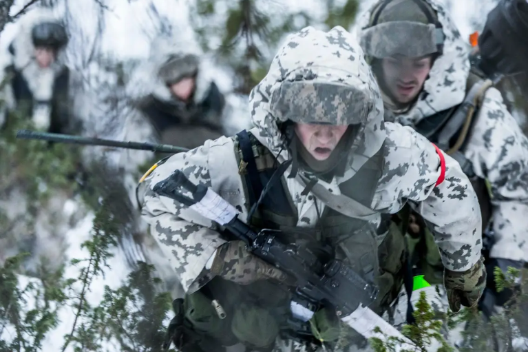 Украинизация Финляндии, милитаризация Швеции. Как Россия заставила соседей проситься в НАТО