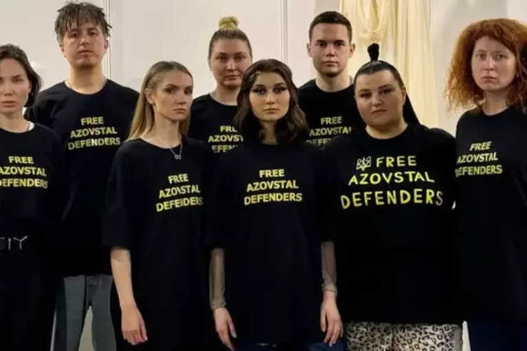Євробачення оштрафувало команду України за футболки