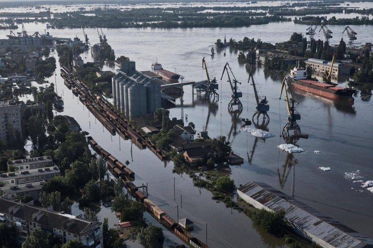 Флот из Каховского водохранилища перебазируют в Запорожье