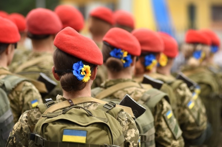 В СНБО рассказали, будут ли мобилизовать в Украине женщин на войну с Россией