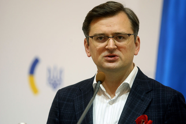 "Украина готова направить в Турцию большую группу спасателей", — Кулеба