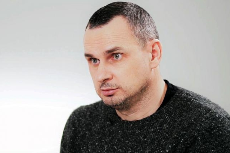 Режисер Сенцов, який захищає Україну на фронті, одружився знову (ФОТО)