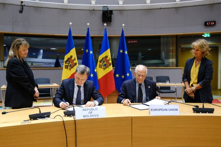 Молдова подписала соглашение о безопасности с ЕС: Боррель объяснил, почему документ особенный