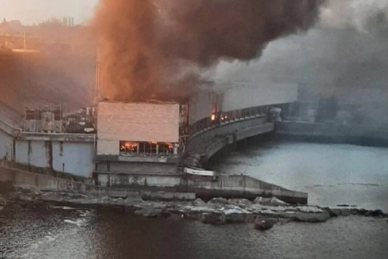 В Кабмине назвали ориентировочный ущерб для экологии от удара по ДнепроГЭС