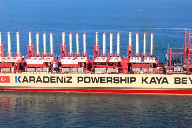 Турецька компанія хоче розмістити поблизу Одеси судна-електростанції