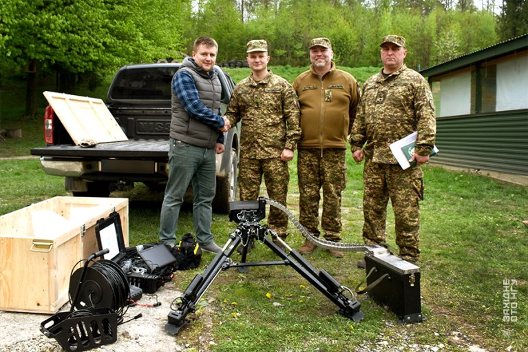 Українські нацгвардійці отримали бойовий модуль дистанційного керування "Wolly"