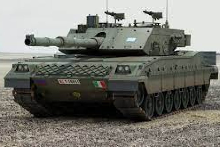 В Італії вирішили не давати Україні танки