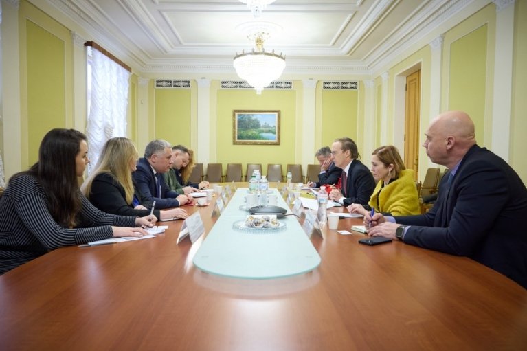 Украина начала переговоры с ЕС о гарантиях безопасности
