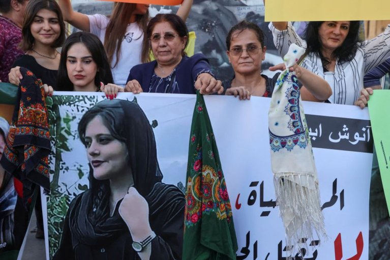 TIME назвал женщин Ирана Героями года 2022
