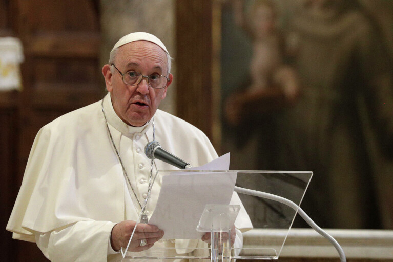 Папа Римский увидел шаг на пути к миру в Украине
