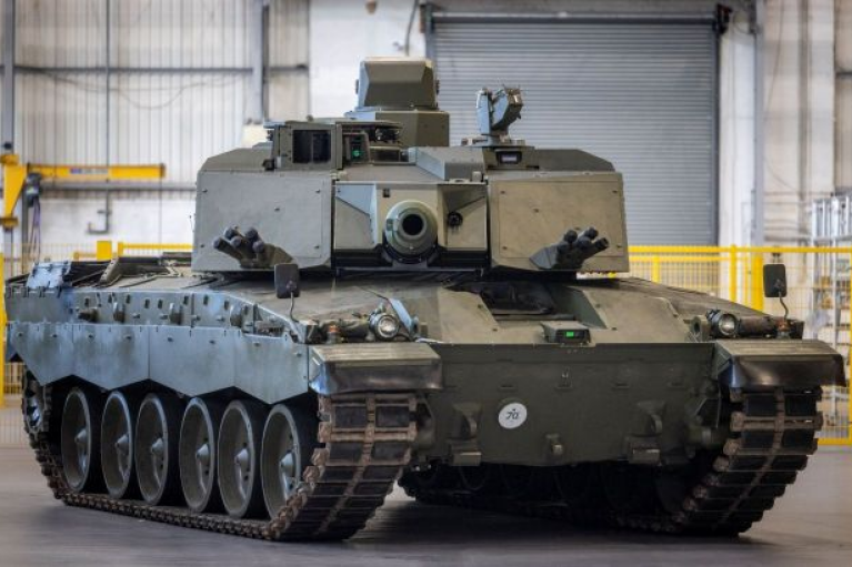 В Британии показали испытания нового танка Challenger 3 (ВИДЕО)