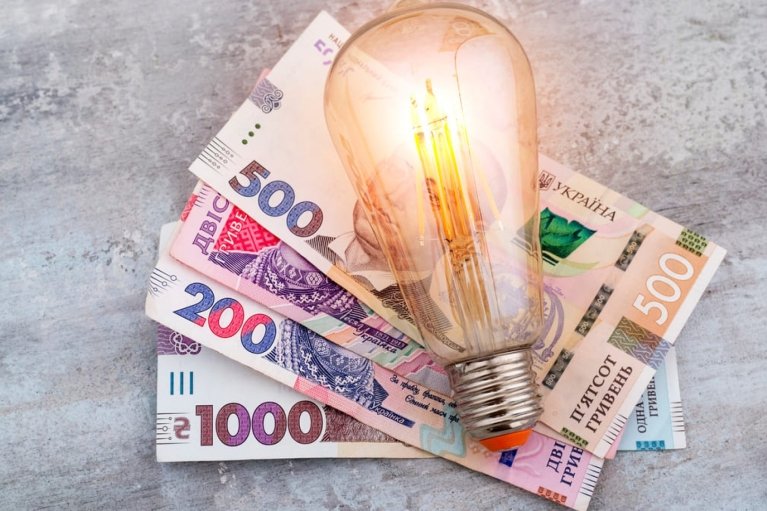 НКРЭКУ подняла максимальные тарифы на электричество для бизнеса