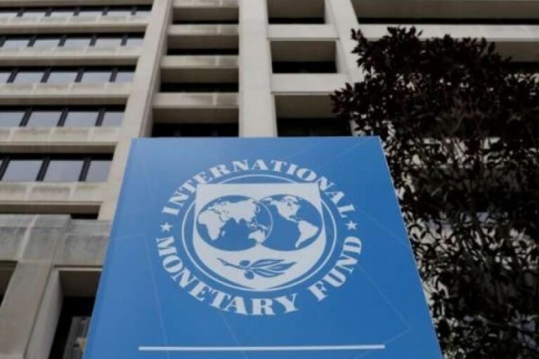 Бьет по рынку труда, как "цунами": глава МВФ пожаловалась на искусственный интеллект
