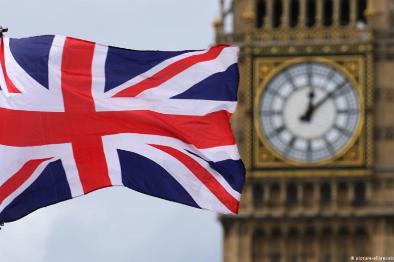 Парламент Британии взялся расследовать вопрос эффективности санкций против РФ