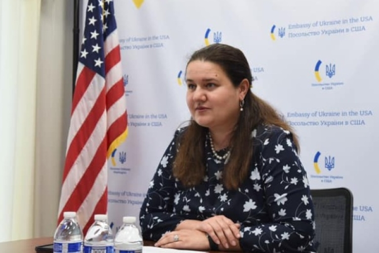 Перша зброя за новим законом США може надійти в Україну вже цього місяця, - посол