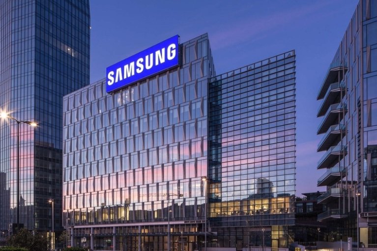В Samsung ввели 6-дневную рабочую неделю, чтобы "создать ощущение кризиса"