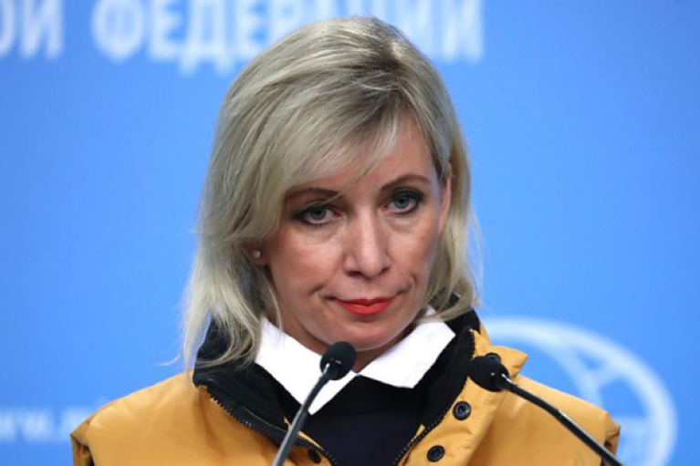 После признания РФ спонсором терроризма Захарова обвинила Латвию в "неонацизме" и "животной ксенофобии"