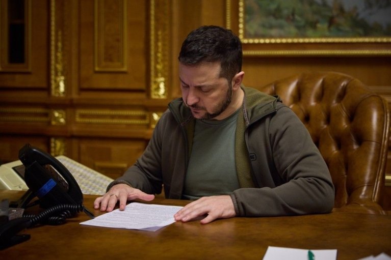 Зеленский провел длительное совещание с главой ГУР: подробности обещает позже