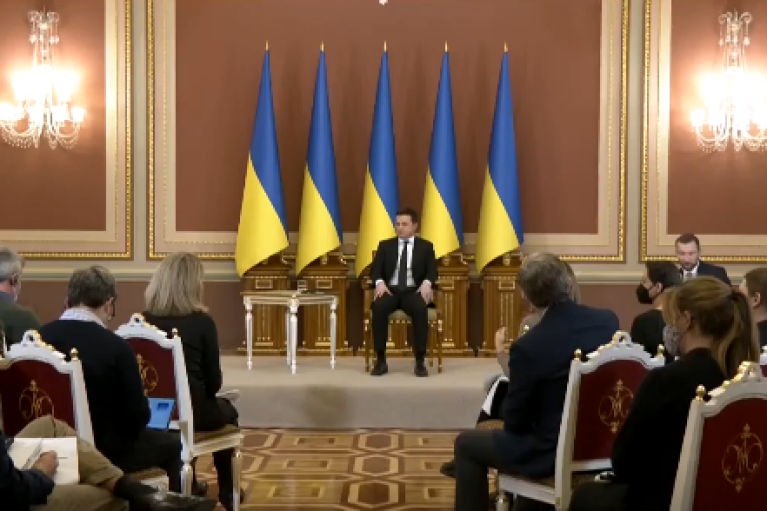 Зеленський сказав, що найбільше загрожує суверенітету України