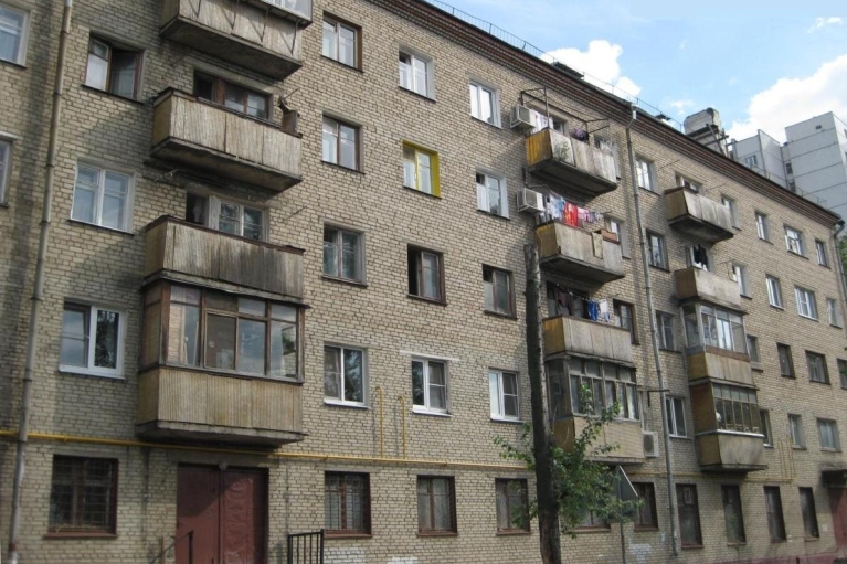 Верещук пообещала в течение года купить переселенцам три тысячи квартир