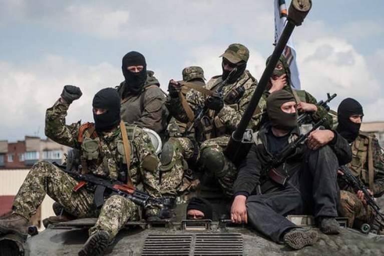 На Донбасі бойовики проводять збори з командирами рот