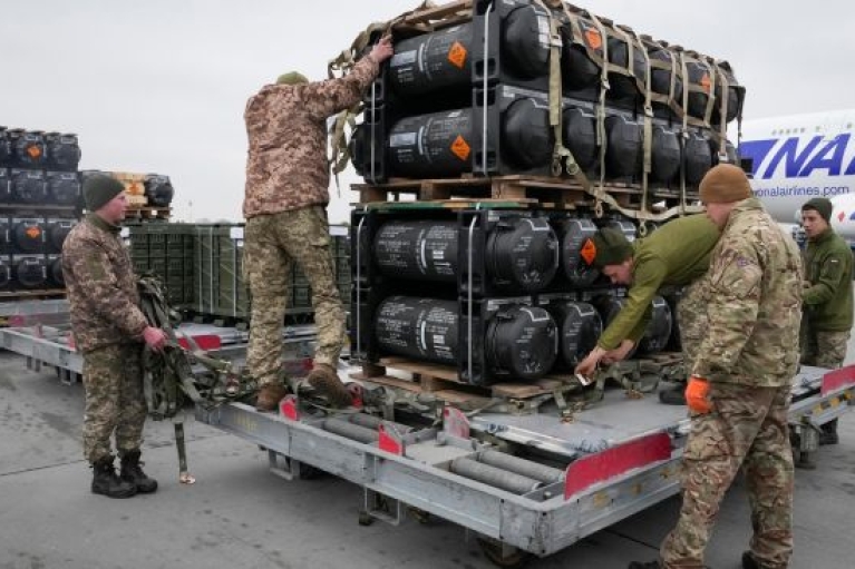 США готують черговий пакет озброєння Україні на $800 млн, - ЗМІ