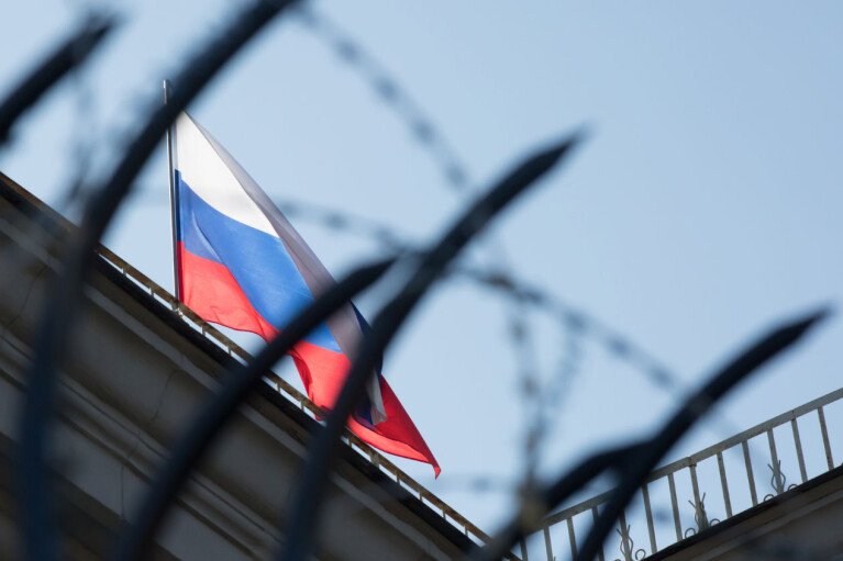Кабмин полностью запретил экспорт товаров в Россию
