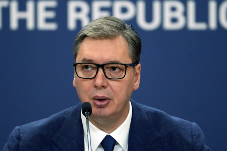 Вучич заявил, что Сербия готова улучшать отношения с Украиной и хочет провести экономический форум