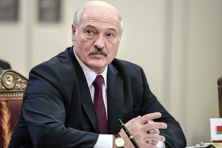 Лукашенко распорядился не отказываться от Евросоюза