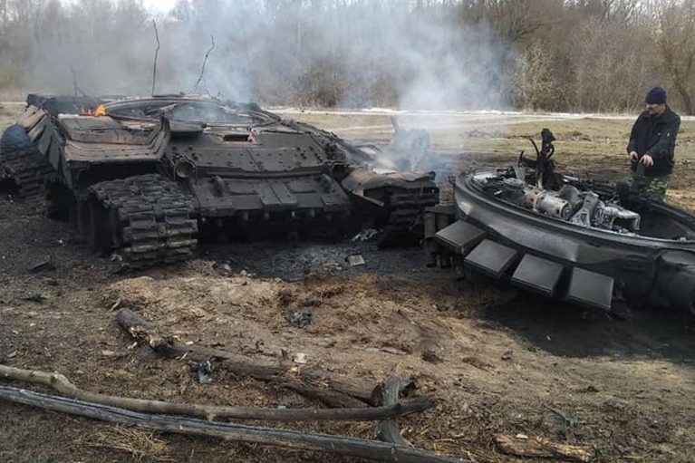 У Міноборони Британії пояснили, чому росіяни втрачають в Україні багато танків
