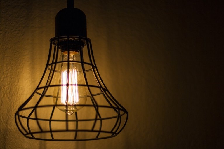 У Києві та чотирьох областях скасували екстрені відключення світла