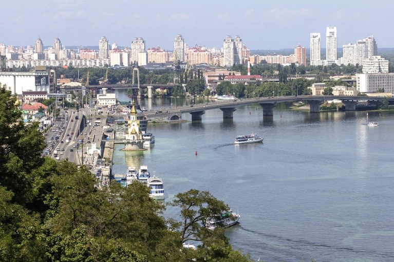Пляжный сезон в Киеве в этом году открывать не будут: пояснение КГГА