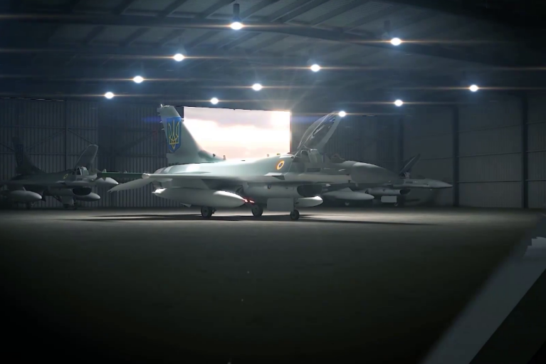 Командующий Воздушными силами "засветил" F-16 с украинской ливреей
