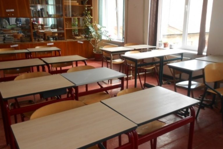 Одесские школы ушли на каникулы из-за критической ситуации с электричеством