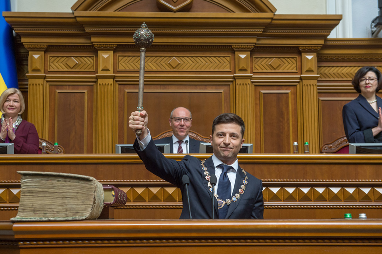 Минюст: Зеленский сохранит легитимность после окончания срока, но будет много "крика и шума"