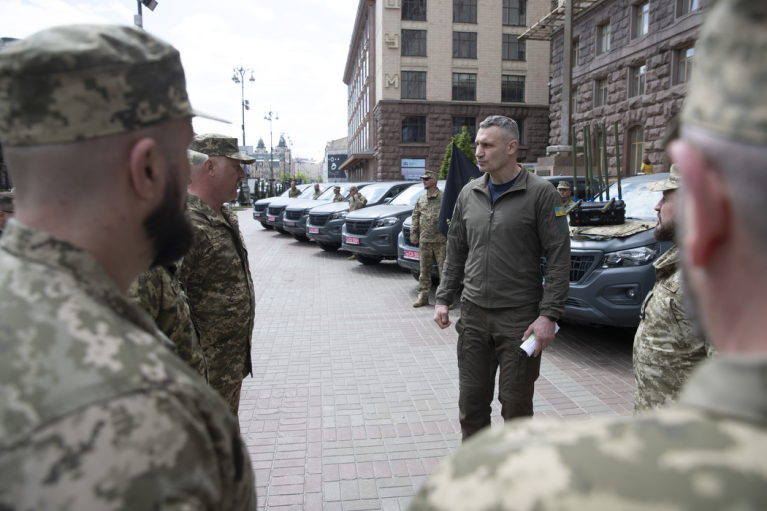 Громада Киева передала 411 батальону авиационных комплексов технику для БПЛА, — Кличко