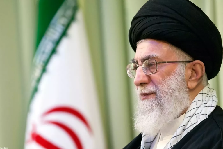 Meta "забанила" верховного лидера Ирана в своих соцсетях