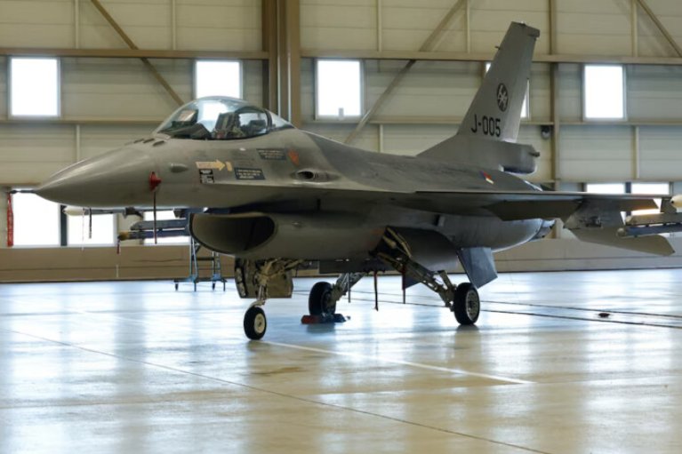 Искали два года: Украина получит первые F-16