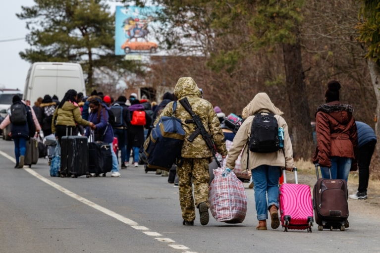 В МОМ назвали количество внутренних переселенцев в Украине
