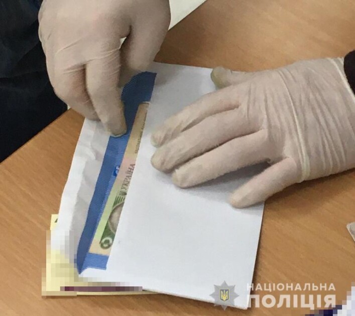 В Киеве избирателям предлагали по 1 тысяче гривень