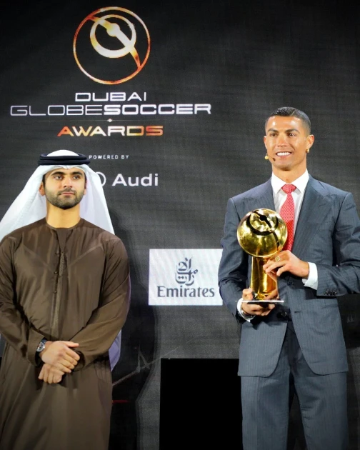 Кріштіану Роналду отримує престижну футбольну нагороду