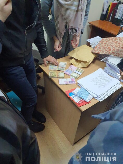 Поліція вилучила готівку на суму 72,5 тис. грн