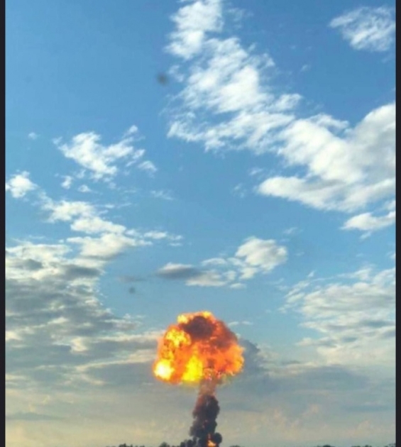Последствия обстрела нефтебазы на Днепропетровщине, 19 июня