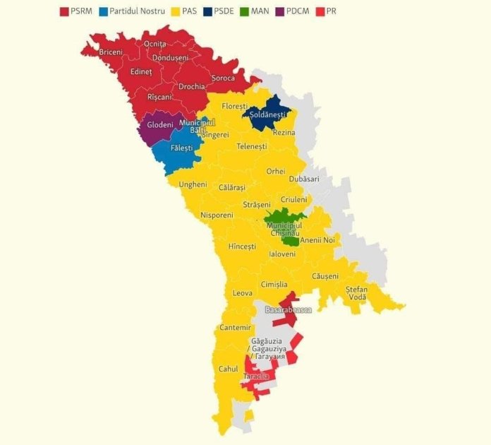 Партии, набравшие наибольшее число голосов в районных/муниципальных советах
